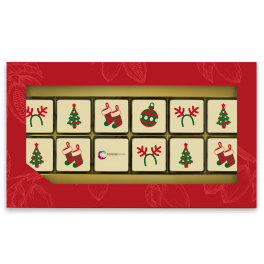 Doos met 12 Belgische kerstbonbons van melk- en witte chocolade met feestelijke kerstafbeeldingen.